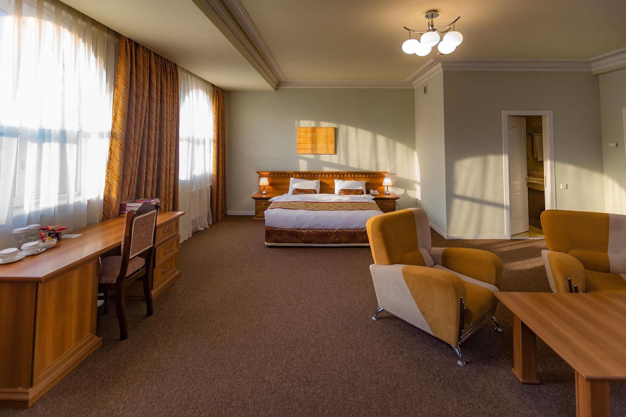 Caspian Palace Hotel Baku Ngoại thất bức ảnh